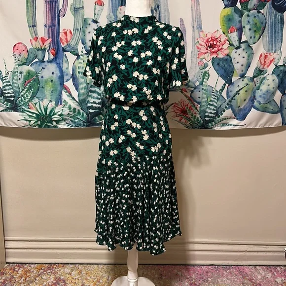 Ann Taylor | Dresses | Green Mixed Floral Blouson Midi Dress Ann Taylor Size 2 | Poshmark Ann Taylor | Dresses | Green Mixed Floral Blouson Midi Dress Ann Taylor Size 2 | Poshmark